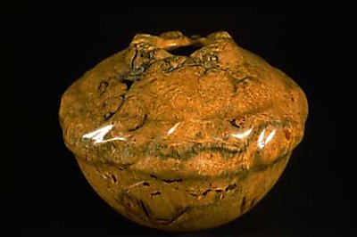 A2062 — Sculpted Acorn